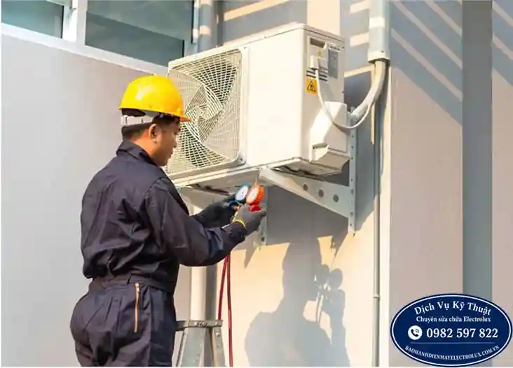Nạp gas và bảo dưỡng điều hòa Electrolux tại Hà Nội