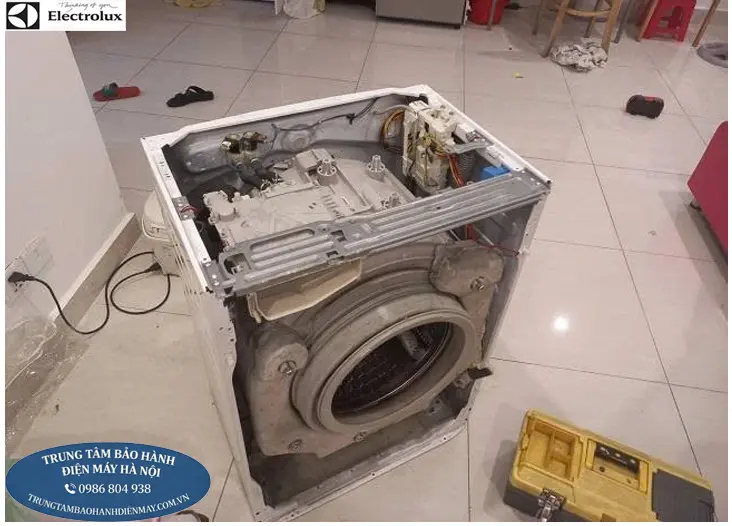 Cách khắc phục máy giặt Electrolux kêu to